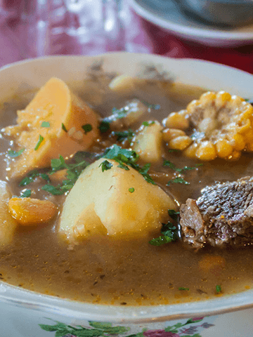 Caldo de Pata | Recetas Chilenas