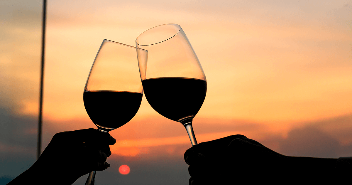 El brindis | Blog | Vino Gato - Típico Chileno
